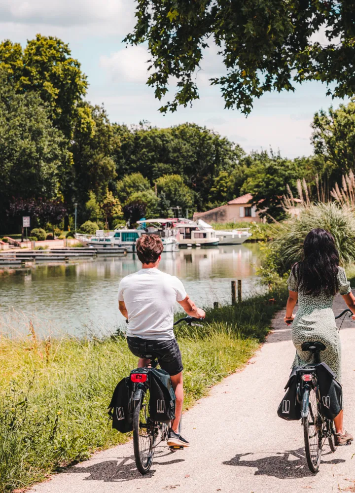 Canal de la Garonne à vélo - Valence d'Agen