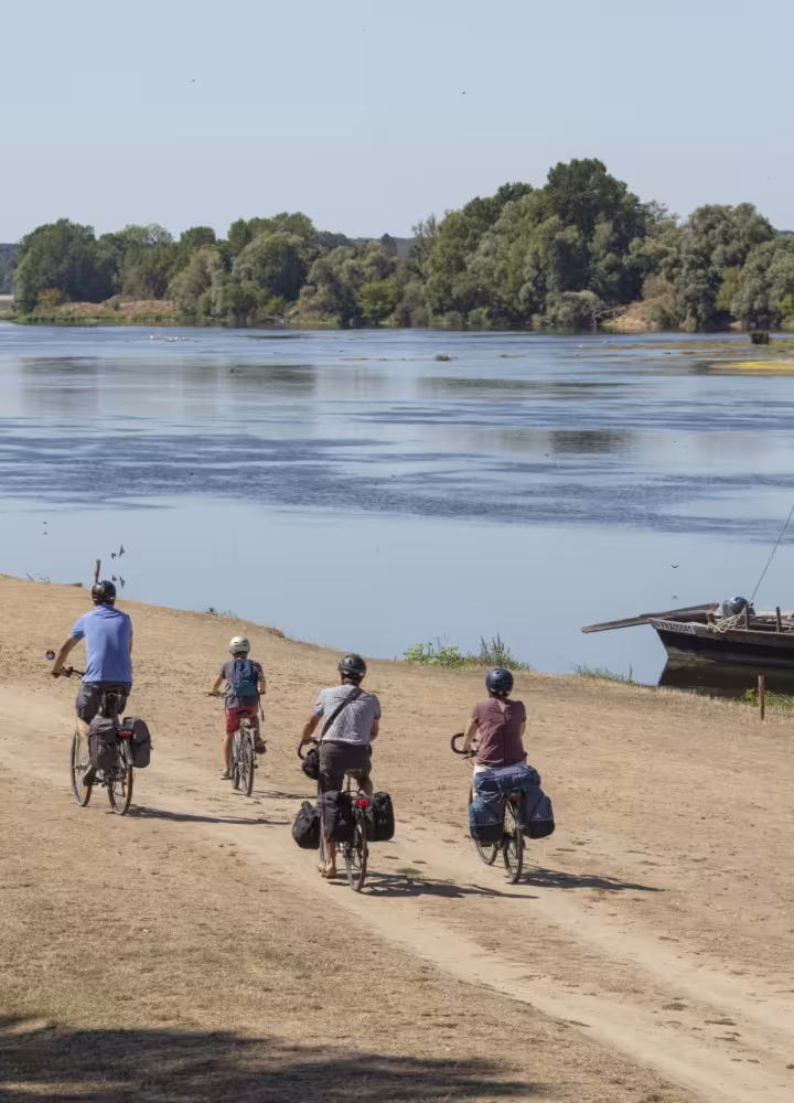 Saint-Dye-sur-Loire sur La Loire à Vélo