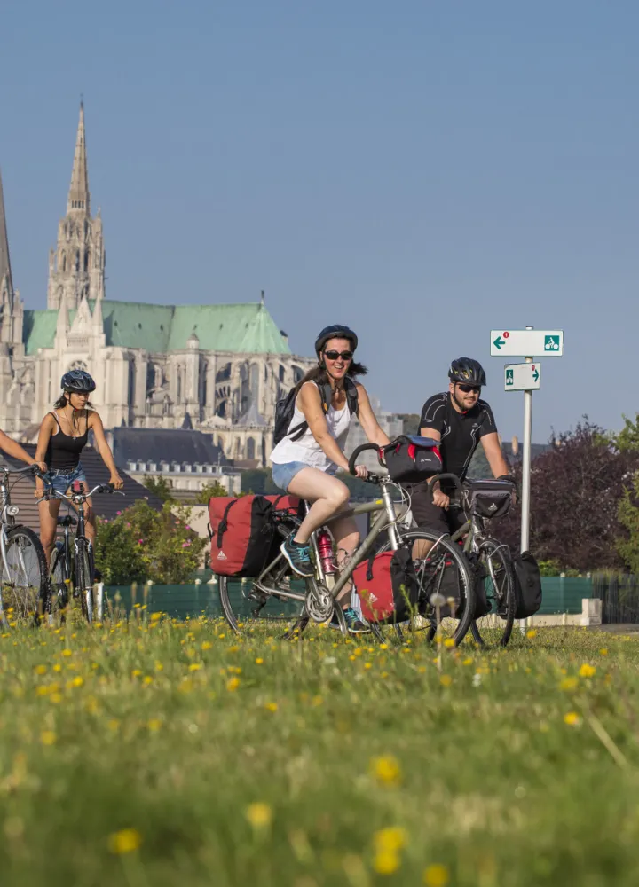 Piste cyclable à Chartres sur La Véloscénie