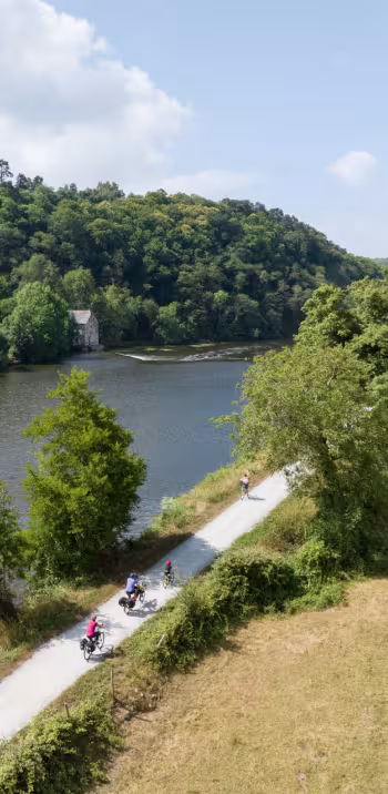 Au fil de la Mayenne à vélo - Origné