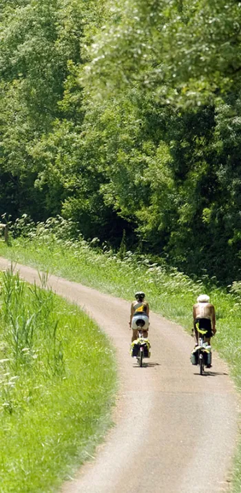 Fietsroute langs het Nivernais-kanaal