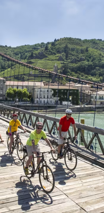 Passerelle de Condrieu