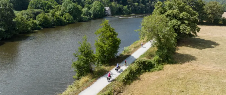 Au fil de la Mayenne à vélo - Origné