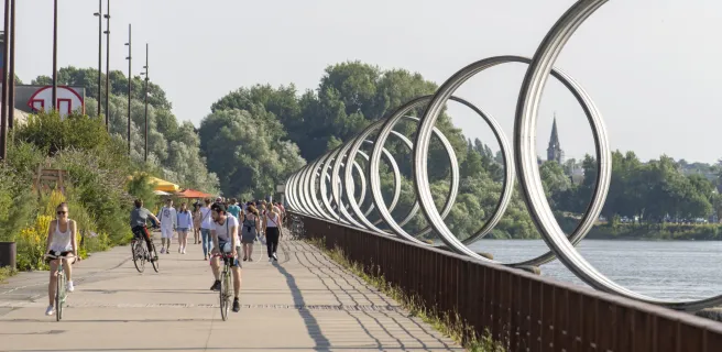 Rondje om het eiland Nantes op de fiets