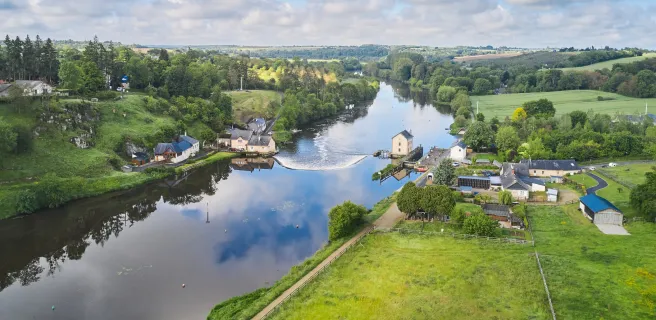 Ecluse d'Origné en bords de Mayenne