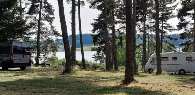 Le Lac de Devesset Campsite