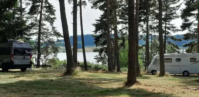 Le Lac de Devesset Campsite