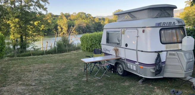 Emplacement côté rivière