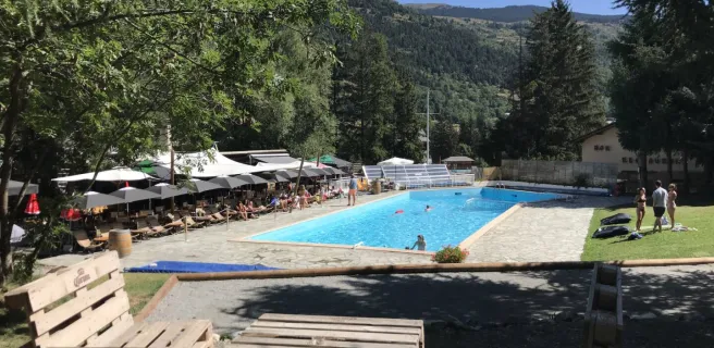 Swimming Pool - Chazelay