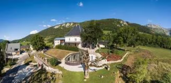 Chateau des Girards