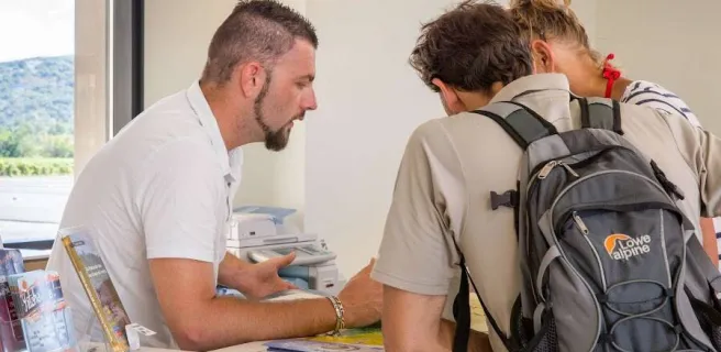 Office de Tourisme Gorges de l'Ardèche Pont d'Arc - Bureau de Vallon Pont d'Arc