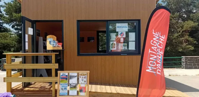 Office de Tourisme "Montagne d'Ardèche" : bureau du Lac d'Issarlès