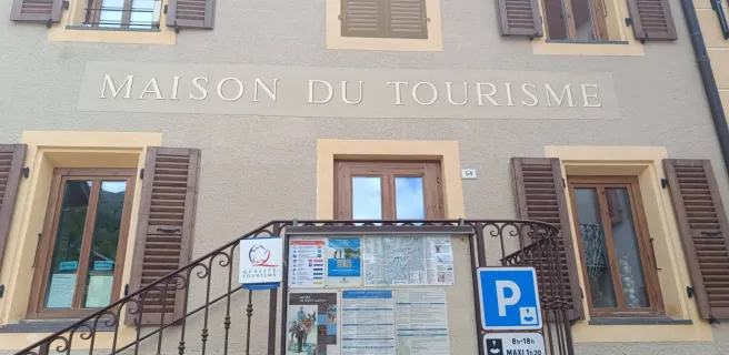 Devanture Maison du Tourisme