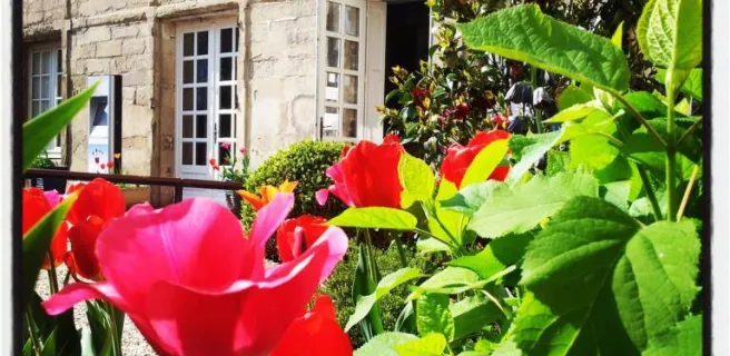 Façade hôtel de la Tourette à Tournon