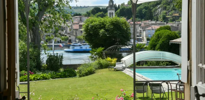 Villa Rhôna