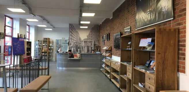 Tourist Office of Plaine Commune Grand Paris - Tourist Information Office of the Flea Market of Saint-Ouen