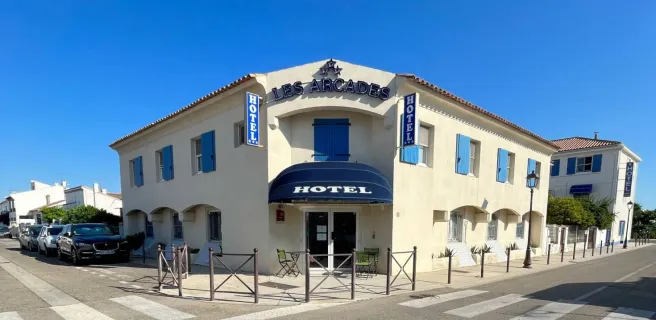 Les Arcades