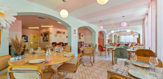 Salle de restaurant Place 70