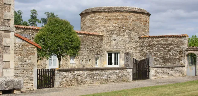 Logis "Dans l'enceinte du château"