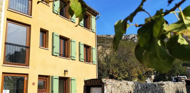 Gîte d'étape Le Mur d'Abeilles