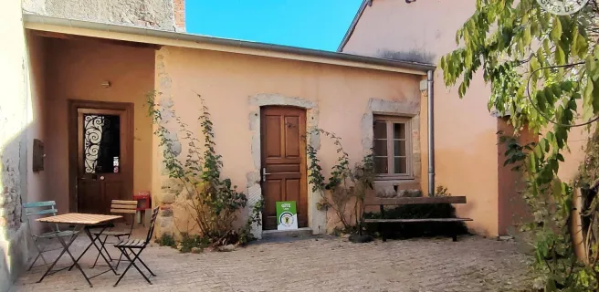 Le Petit Castel