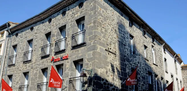 Logis Yseria Hôtel 3 étoiles situé à Agde - Façade