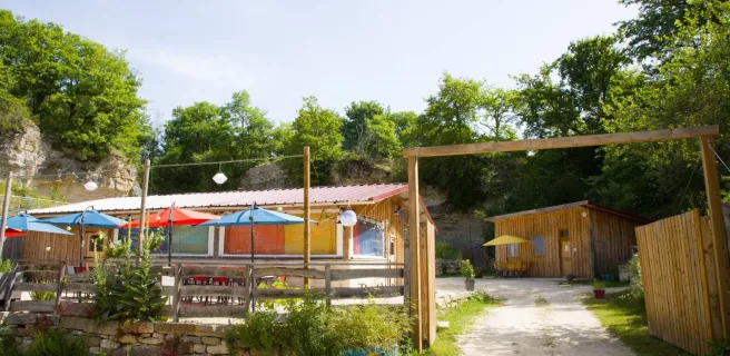 Au Hameau des Pierreux