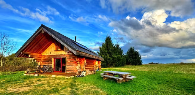 Feel Timber House
