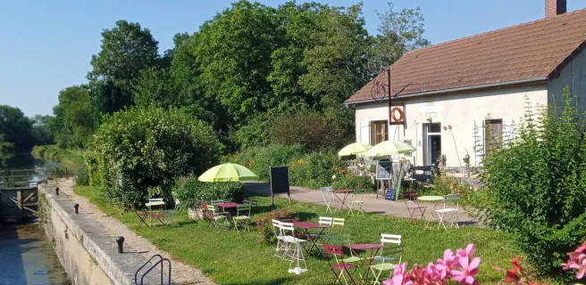 Au Bistrot du Canal - Restaurant