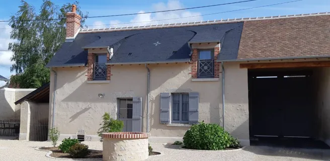 LA COUR CARRÉE - Gîte Le Pressoir