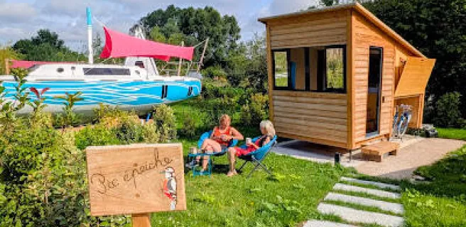 Cyclo-lodges