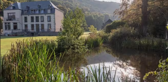 Domaine château du Risdoux : le château (16 à 20 personnes)