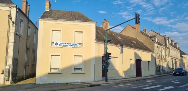 Office de Tourisme des Alpes Mancelles - BIT de Beaumont-sur-Sarthe