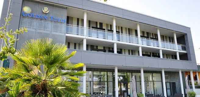 Golden Tulip Pornic Suites