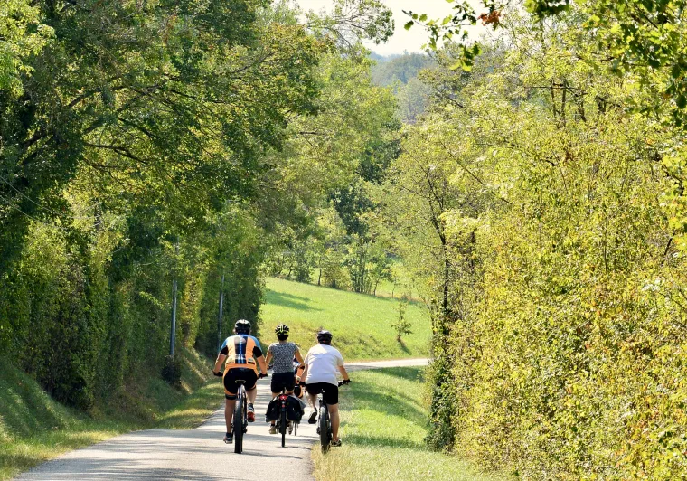 Sur la Vallée de la Baïse à vélo
