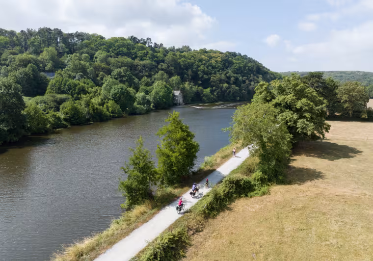 Au fil de la Mayenne à vélo - Origné