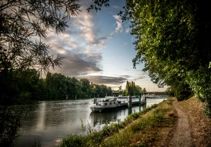 Van de ene naar de andere oever van de Oise