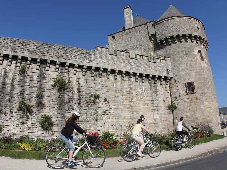 Cité médiéval de Guérande à vélo